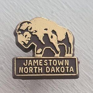 Jamestown North Dakota Vintage Buffalo Souvenir Lapel Pin - ND Bison Heritage